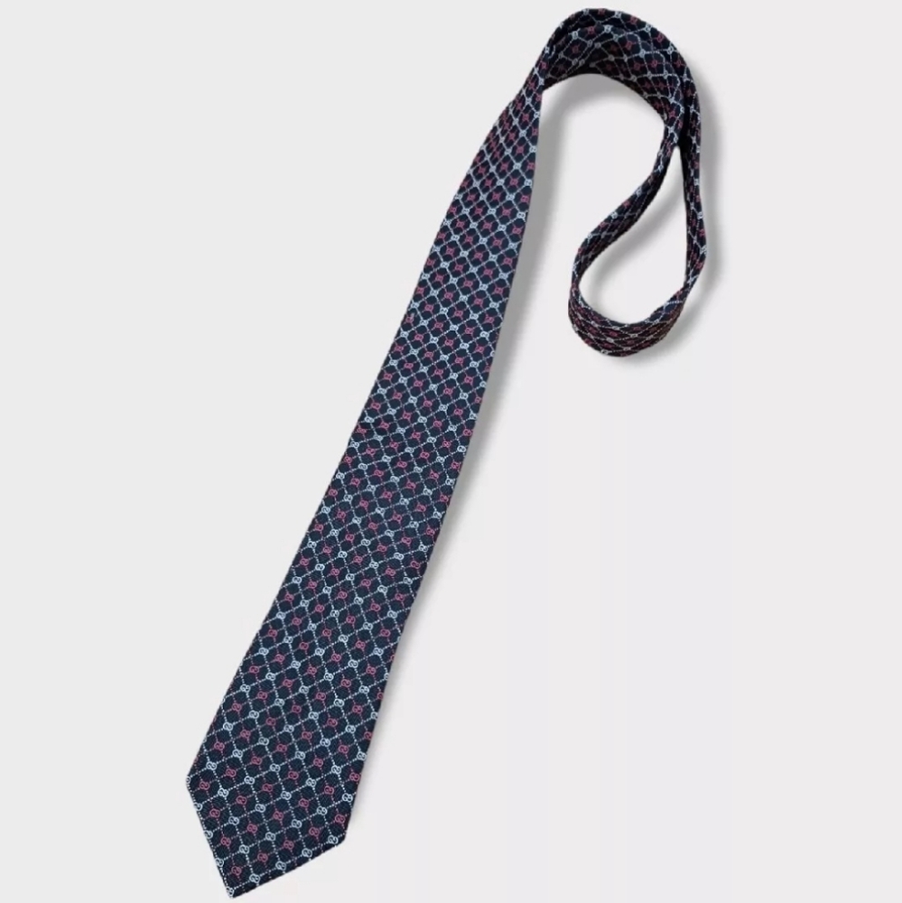 GUCCI Gray Geometric Monogram GG Silk LUXURY Tie ITALY